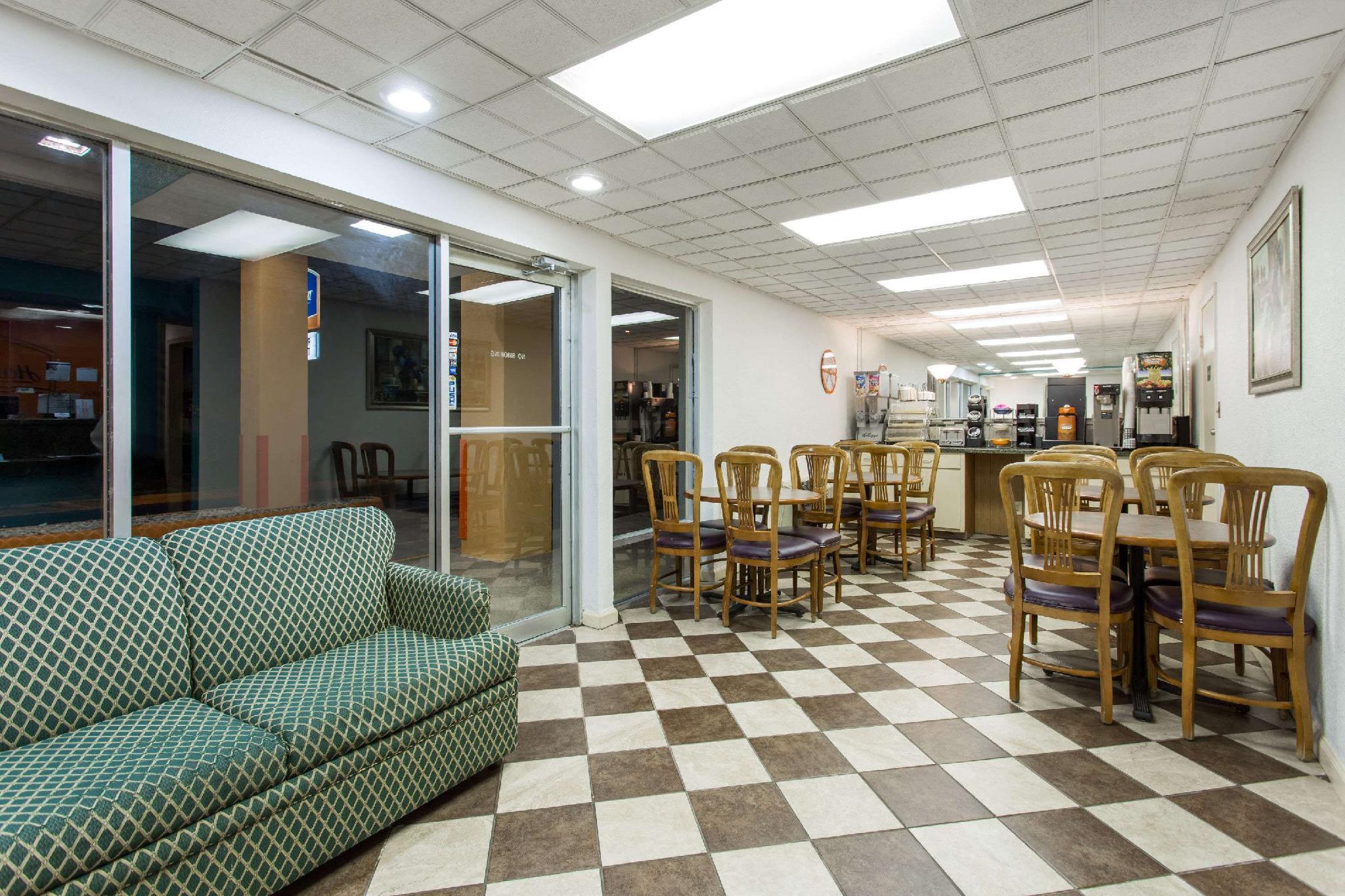 Howard Johnson By Wyndham Virginia Beach Exteriér fotografie